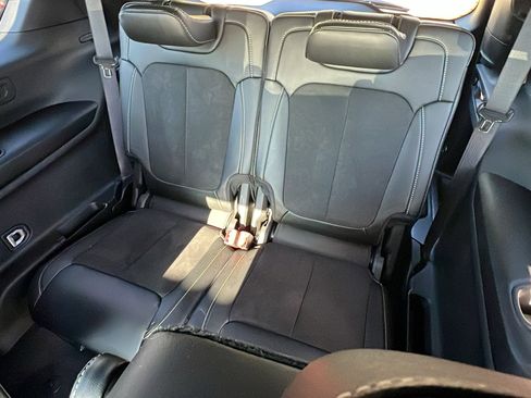 Used 2025 Jeep Grand Cherokee L Altitude image 26