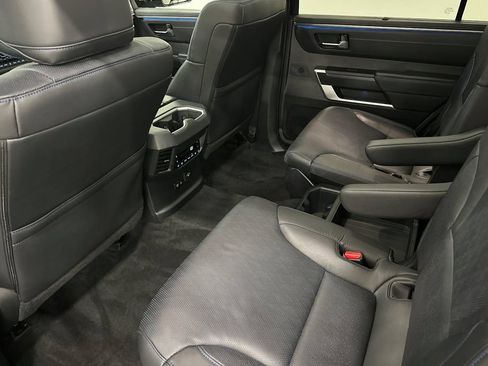Used 2023 Toyota Sequoia Platinum AWD/4WD image 13