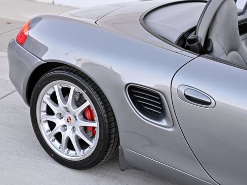 Used 2001 Porsche Boxster S RWD image 45