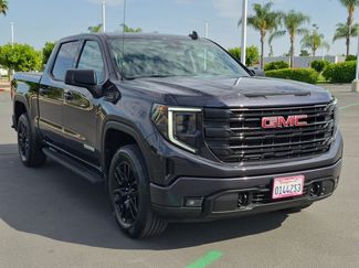 Used 2023 GMC Sierra 1500 Elevation w/ Preferred Package AWD/4WD video 3