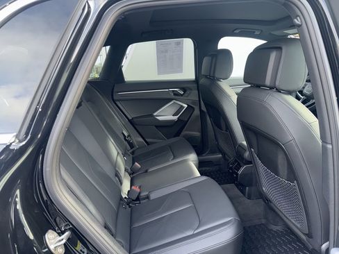 Certified 2025 Audi Q3 2.0T Premium Plus w/ Premium Plus Package image 8