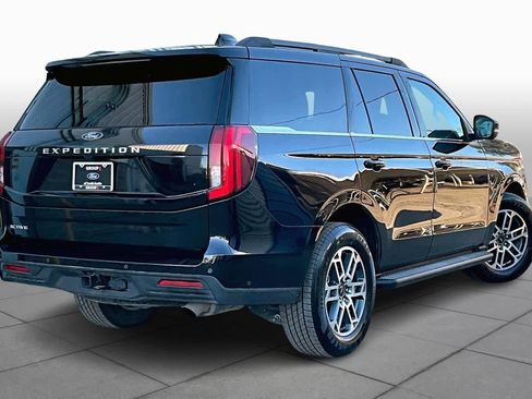Certified 2025 Ford Expedition Active image 13