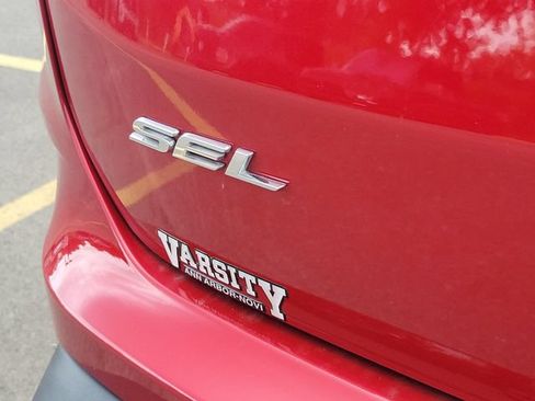 Certified 2024 Ford Edge SEL w/ Convenience Package AWD/4WD image 6