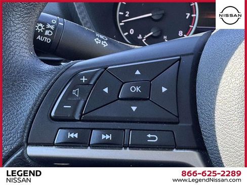 Used 2023 Nissan Sentra SV image 18