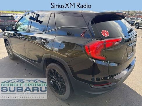 Used 2020 GMC Terrain SLE w/ Driver Convenience Package image 7