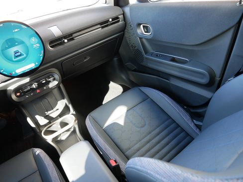 Used 2025 MINI Cooper S image 11