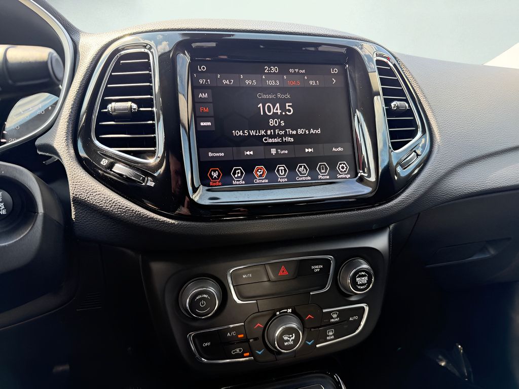 Used 2020 Jeep Compass Limited AWD/4WD image 42