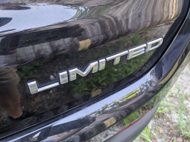 Used 2018 Jeep Compass Limited AWD/4WD image 6
