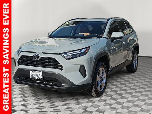 Used 2022 Toyota RAV4 XLE image 7
