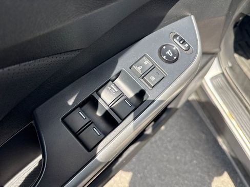 Used 2016 Honda CR-V EX-L image 11