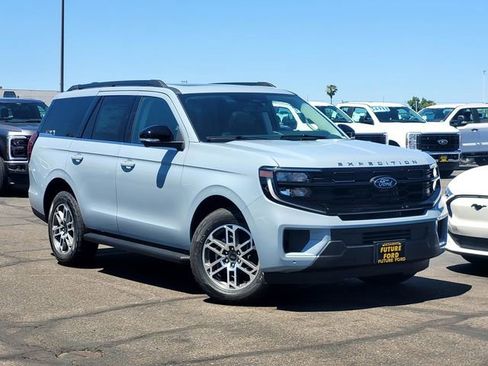New 2026 Ford Expedition Active AWD/4WD image 1