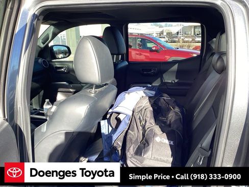 Used 2023 Toyota Tacoma Limited image 18