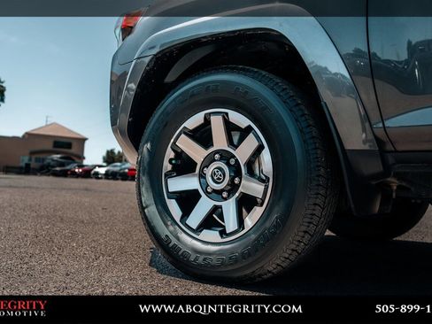 Used 2023 Toyota 4Runner TRD Off-Road Premium w/ Off Road Premium Plus Package AWD/4WD image 13