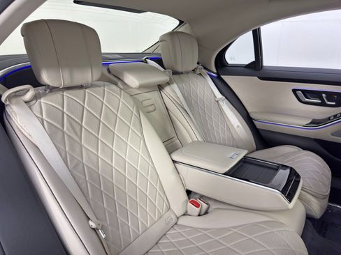 Used 2021 Mercedes-Benz S 500 4MATIC image 44