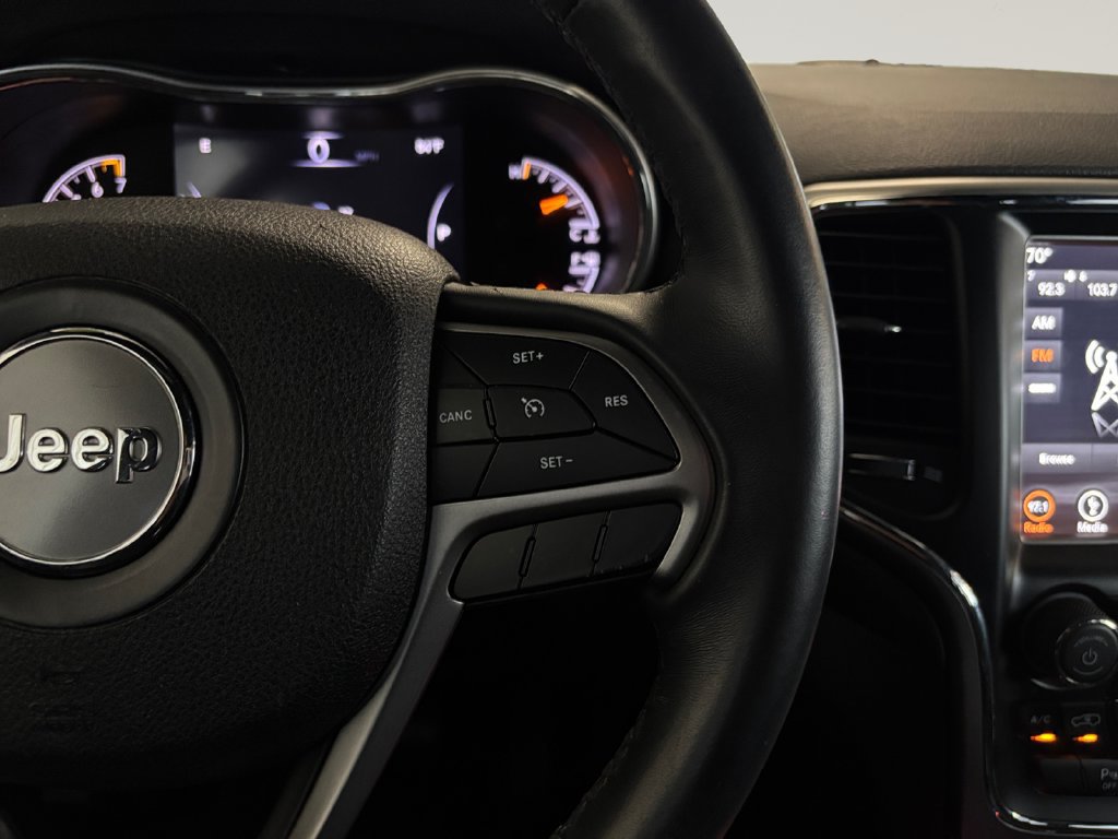 Used 2018 Jeep Grand Cherokee Laredo RWD image 21