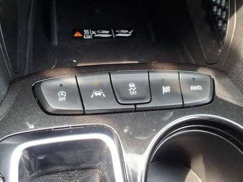Used 2024 Chevrolet TrailBlazer ACTIV w/ Convenience Package AWD/4WD image 26