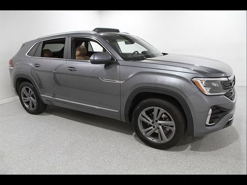 Used 2024 Volkswagen Atlas Cross Sport SEL R-Line AWD/4WD image 1