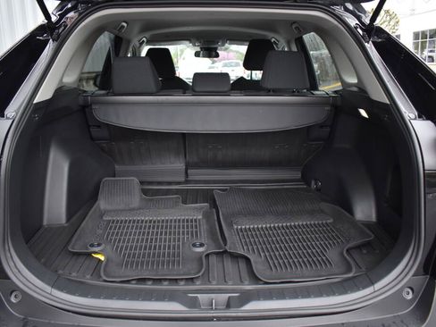 Certified 2025 Toyota RAV4 LE FWD image 21