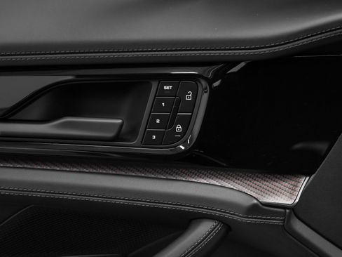 Certified 2026 Porsche Panamera 4 AWD/4WD image 32