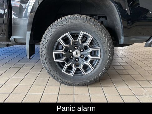 Used 2023 Chevrolet Colorado Z71 w/ Z71 Convenience Package 2 AWD/4WD image 21
