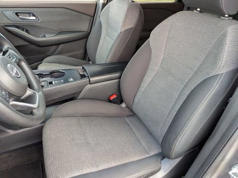 Used 2023 Nissan Rogue SV FWD image 33