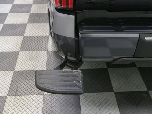 Used 2025 Toyota Tundra Platinum AWD/4WD image 12