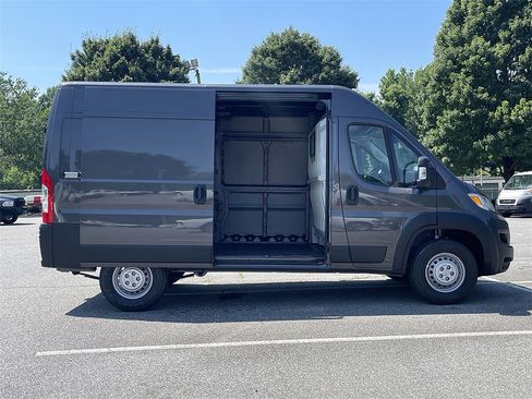 New 2025 RAM ProMaster 2500 w/ Convenience Group image 29