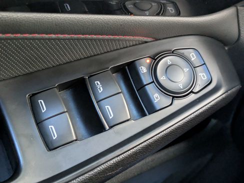 Used 2023 Chevrolet Traverse RS w/ LPO, Floor Liner Package AWD/4WD image 16