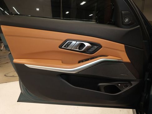 Used 2021 BMW 330e xDrive w/ Executive Package image 13