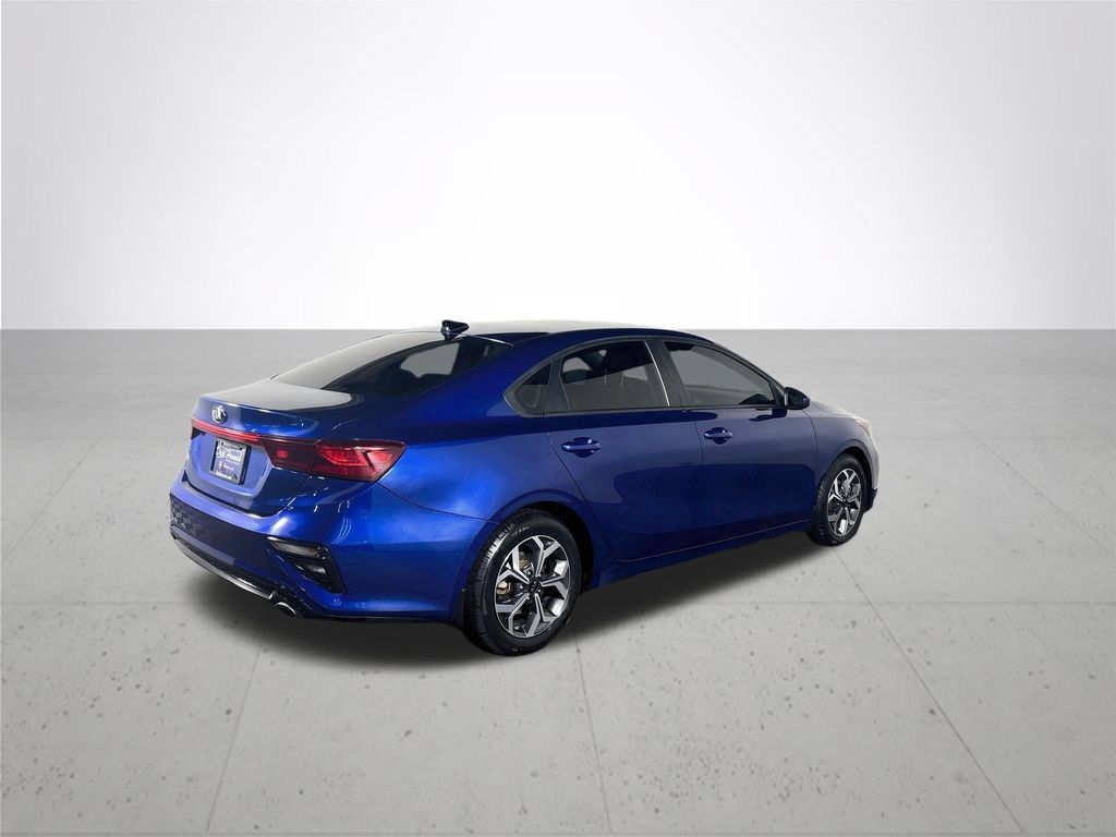 Used 2019 Kia Forte LXS FWD image 6