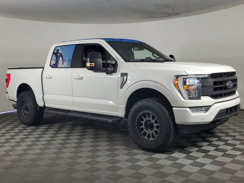 Used 2023 Ford F150 Lariat image 2