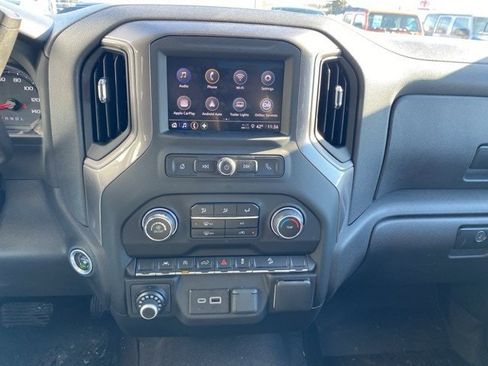 Used 2024 Chevrolet Silverado 1500 Custom Trail Boss image 27