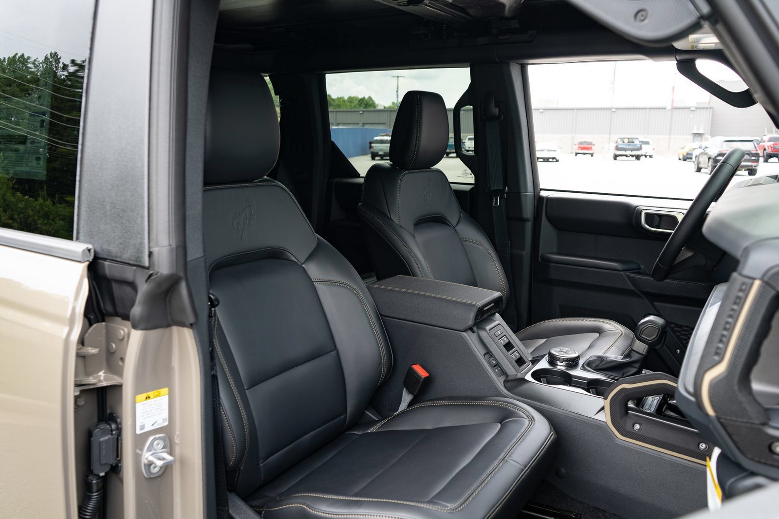 New 2026 Ford Bronco Badlands AWD/4WD image 38