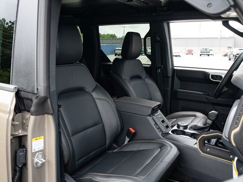 New 2026 Ford Bronco Badlands AWD/4WD image 38