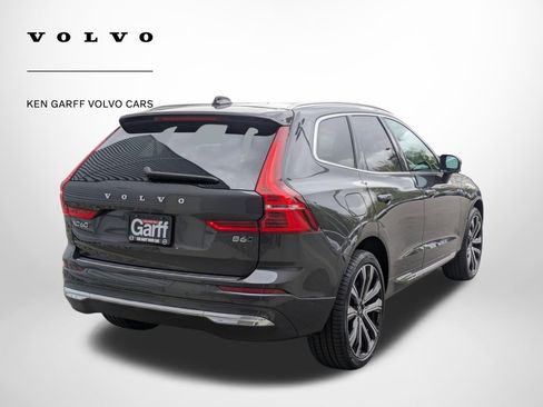 Used 2023 Volvo XC60 B6 Ultimate w/ Climate Package AWD/4WD image 3