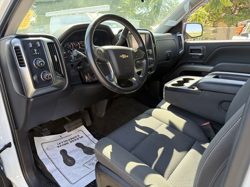 Used 2018 Chevrolet Silverado 1500 LT w/ All Star Edition AWD/4WD image 7