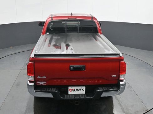 Used 2016 Toyota Tacoma SR5 w/ SR5 Appearance Package (SN) AWD/4WD image 20
