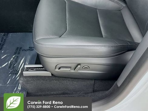 Used 2026 Tesla Model Y Long Range AWD/4WD image 18
