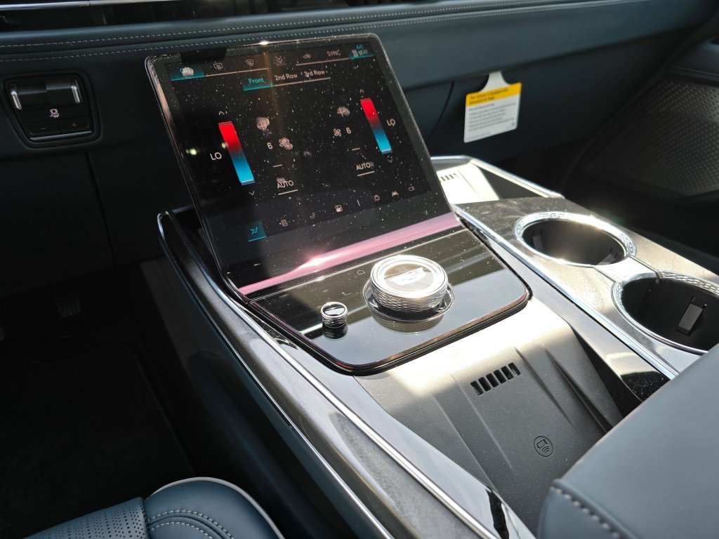 New 2025 Cadillac Escalade IQ Luxury 2 AWD/4WD image 23