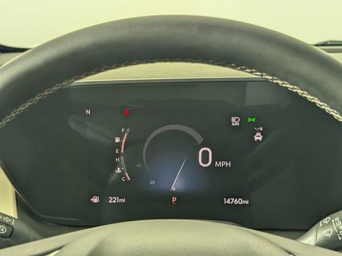 Used 2024 Buick Encore GX Preferred w/ Comfort Package AWD/4WD image 17