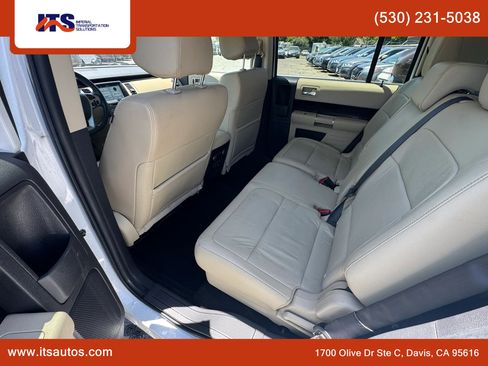 Used 2016 Ford Flex SEL w/ Equipment Group 202A AWD/4WD image 11