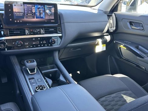 New 2026 Nissan Pathfinder SV AWD/4WD image 24