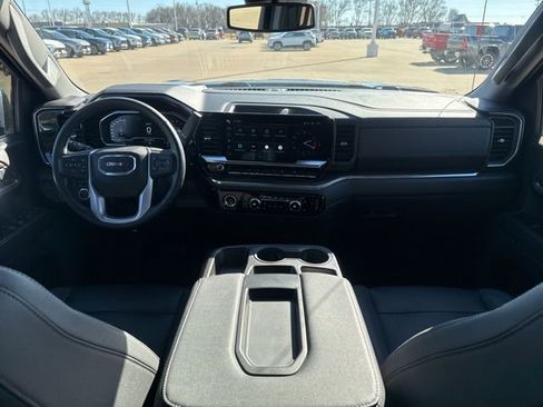 Used 2023 GMC Sierra 1500 SLT image 49