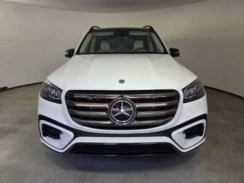 New 2026 Mercedes-Benz GLS 450 4MATIC image 2