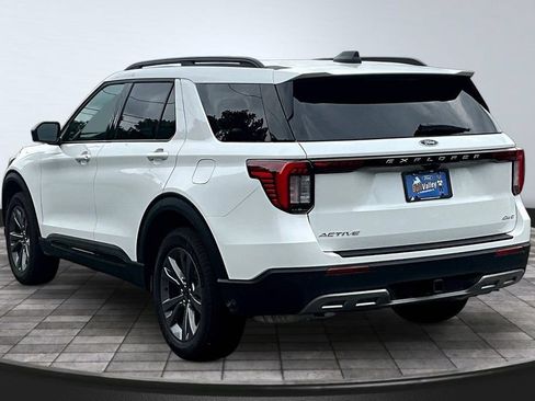 New 2026 Ford Explorer Active w/ Active Comfort Package AWD/4WD image 3