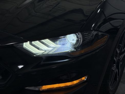 Used 2019 Ford Mustang Premium RWD image 11