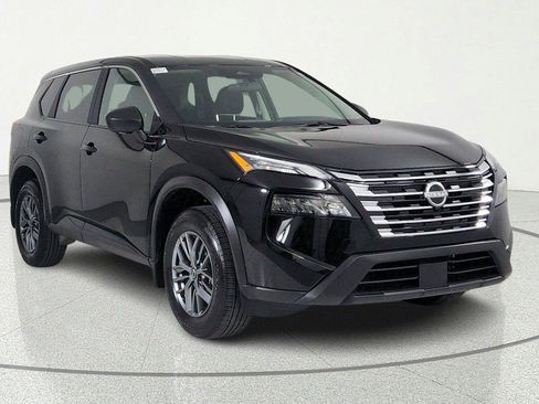 Certified 2026 Nissan Rogue S AWD/4WD image 1