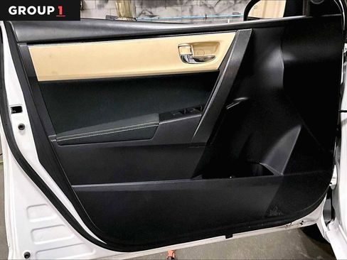 Certified 2018 Toyota Corolla LE image 21