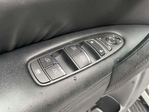 Used 2023 Nissan Armada SL RWD image 16