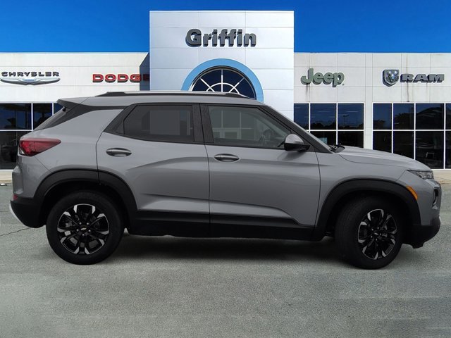 Used 2023 Chevrolet TrailBlazer LT FWD image 3